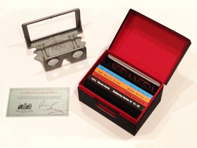 'Owl's Nest' Stereoscope Box Set Contents